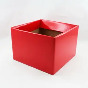 Medium Square Box Base 17x17x12cm height Red