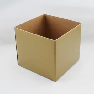 Small Square Box Base 13x13x12cm height Gold