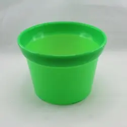 No. 6 Plastic Pot 16.5cm(D)x12cm(H) Lime