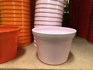 No. 6 Plastic Pot 16.5cm(D) x12cm(H) Soft Pink