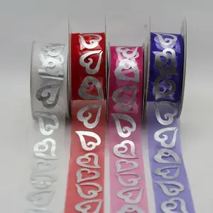 Cut edge organza ribbon with silver hearts 25mmx25m 