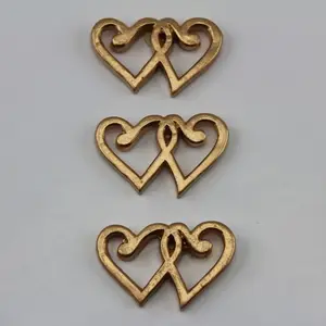 Stick On Polyresin Joined Hearts Pkt 12 Gold